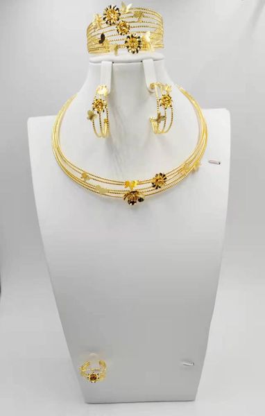 Orecchini Collana Dubai Set di gioielli in oro Medio Oriente Lady African Bride Anello Orecchini Bracciale 4 pezzi da StockEarrings