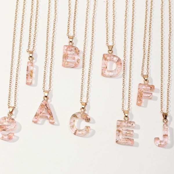 Acrylrosa Goldfolie Halskette für Womens 26 Englische Buchstaben Transparente Legierung Anhänger Halsketten Schmuck für Mädchen