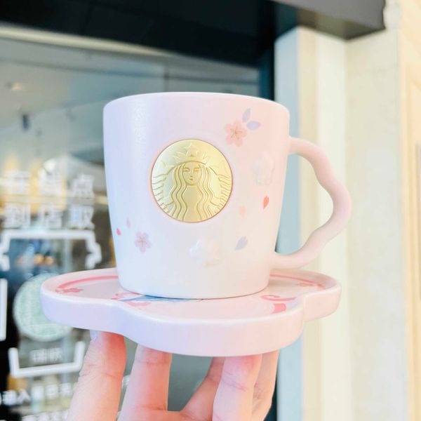 

starbucks cherry blossom cup 2022 spring 370ml cherry blossom colorful gradient powder ceramic coffee milk cup and plate set