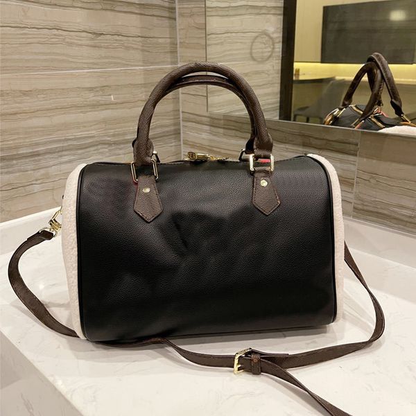 

multi pochette large capacity real leather bag women luxurys designers bags 2022 handbags purses tote 19 handbag flap zhouzhoubao123 jlpk