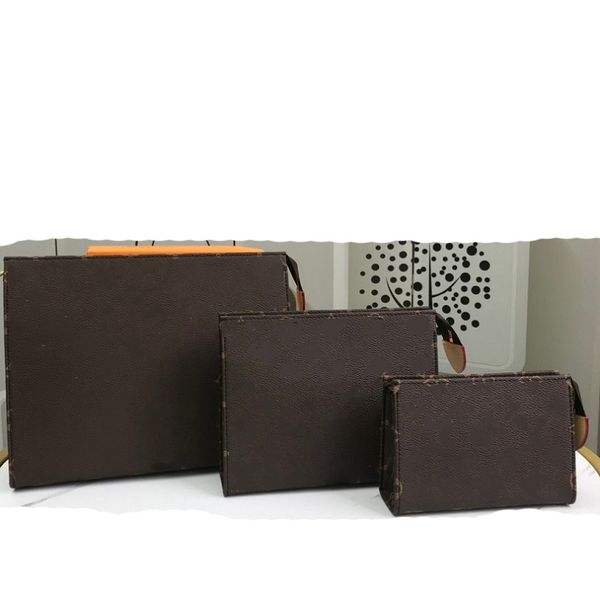 

2022 luxurys designers bags tollet pouch xl toilet bag the lining is made of washable material women purse toilets clutch fashion new arriva