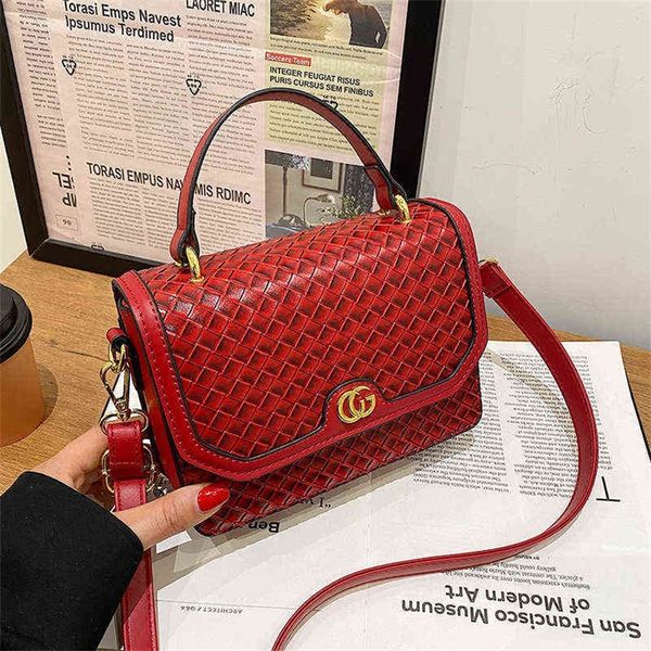 

women fashion autumn small fragrant wind lattice embroidered thread chain single66% off store wholesale