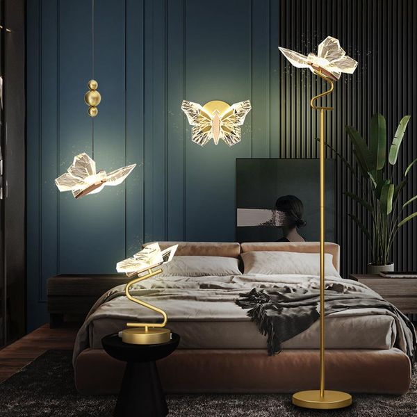 Kolye lambaları Modern Işık Lüks Yatak Odası Başı Bir Yatak Butterfly Avize Oturma Odası Zemin Lambası TV Arka Plan Duvar Dekorasyonu Lampendan