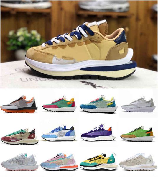 

shoes sacais waffle vaporwaffle pegasus nylon white black nyc pigeon fragment chunky dunky ldv daybreak green gusto