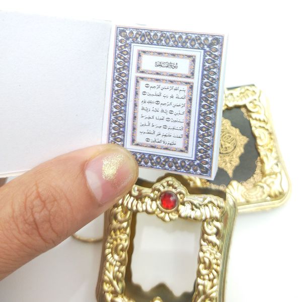 

keychain islam quran small pendant religious jewelry mini koran keychain pendant hanging ring, Slivery;golden