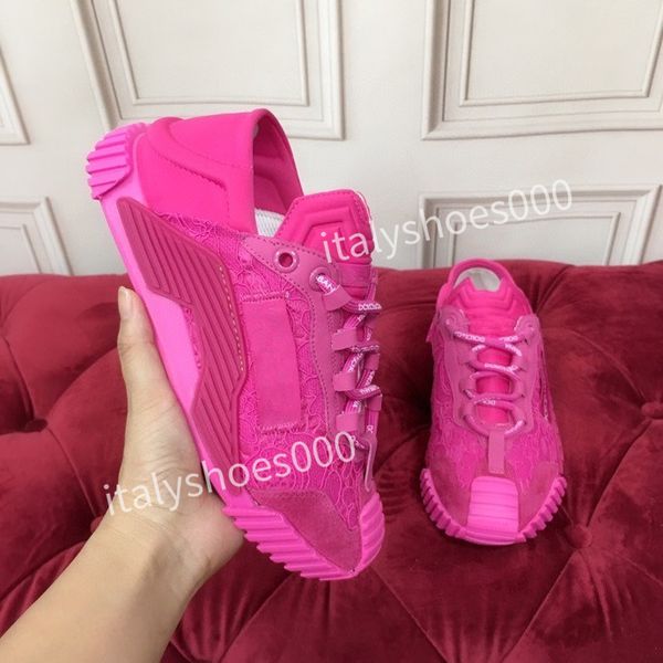 

women and man sneakers 34-45 designer shoes lnspired by motorcycle wheels a nylon gabardine sneaker has thick rubber sole hc200907, Black