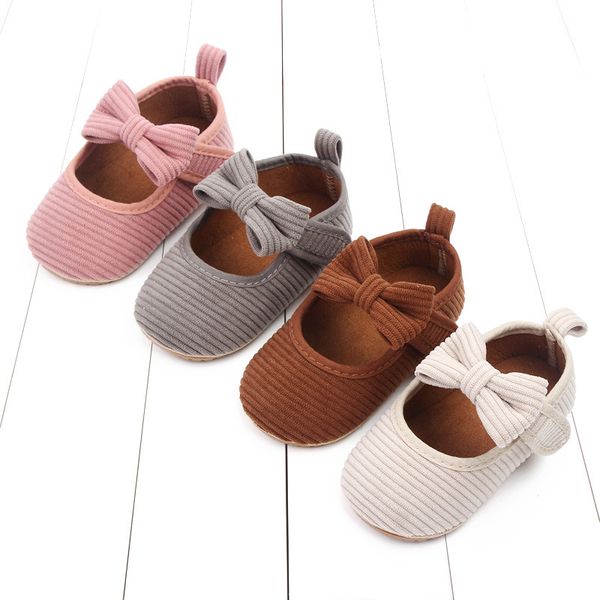 Scarpe casual per culla estiva per neonati e ragazzi 4 stile solido gancio fiocco scarpe per bambini vestito 0-18 m