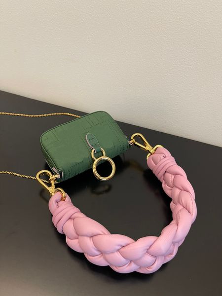 

2022 new iconic baguette handbag nano mother's day gift