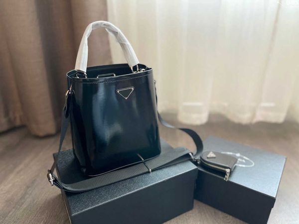 

ladies bright leather bucket bag 2 in 1 crossbody handbag fashion lightweight versatile fashion design