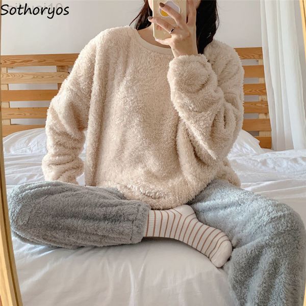 

coral velvet pyjama sets women o-neck simple warm thick hairy winter nightwear ins trendy korean heating tender dents lounge l220803, Black;red