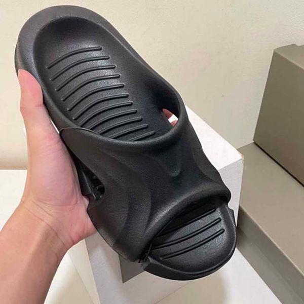

2022 fashion paris men slippers foam rubber designer slippers flat alphabet sliders summer beach shoes sandals casual01, Black