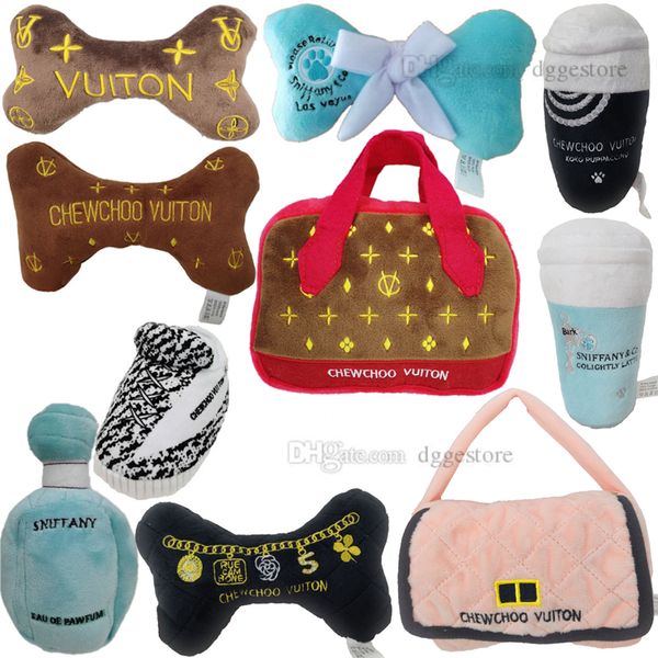 Brinquedos para cães Bones Bolsa de mão Squeaky Parody Peluche Dogs Toys Designs Priceless Capsule Gift Fashion Hound Collection Copos e perfume Pensando fora da caixa H16