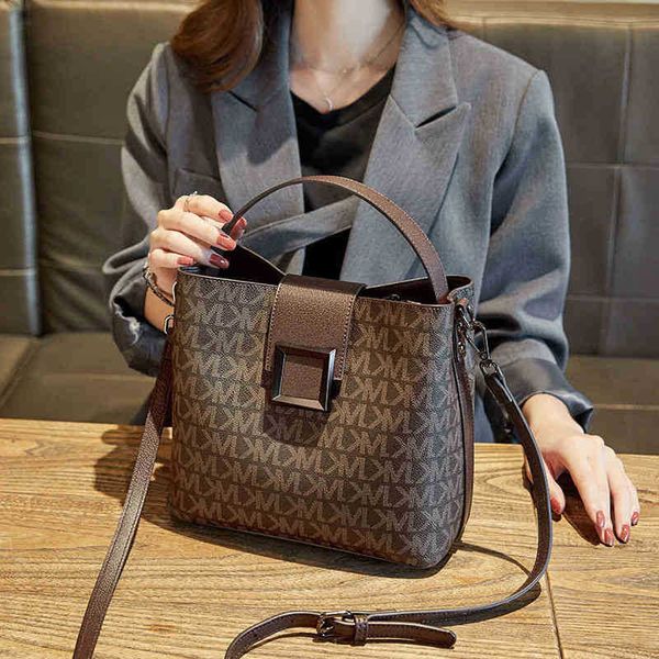 

women's bag 55% off new fashion printing large capacity bucket one versatile messenger luxury designer handbag shoulder bags