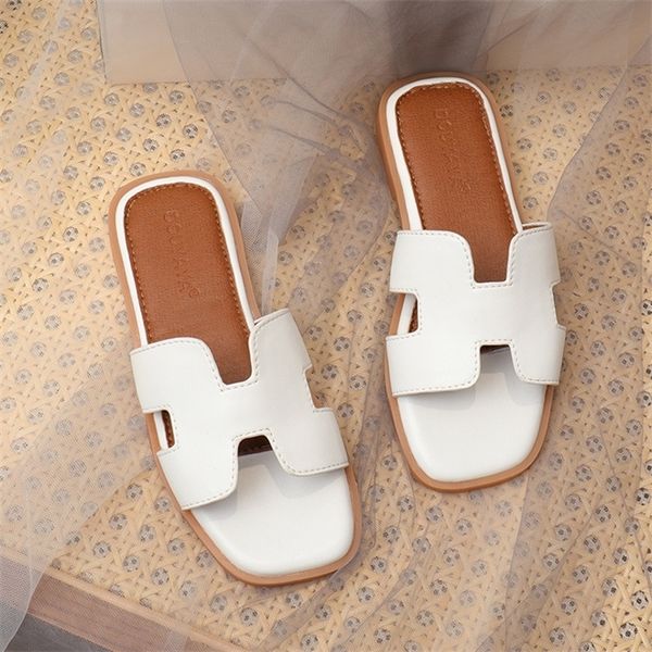 

with low discount designer children's slippers girls wear versatile flip flops, girls' foreign style soft bottom sandals, Black