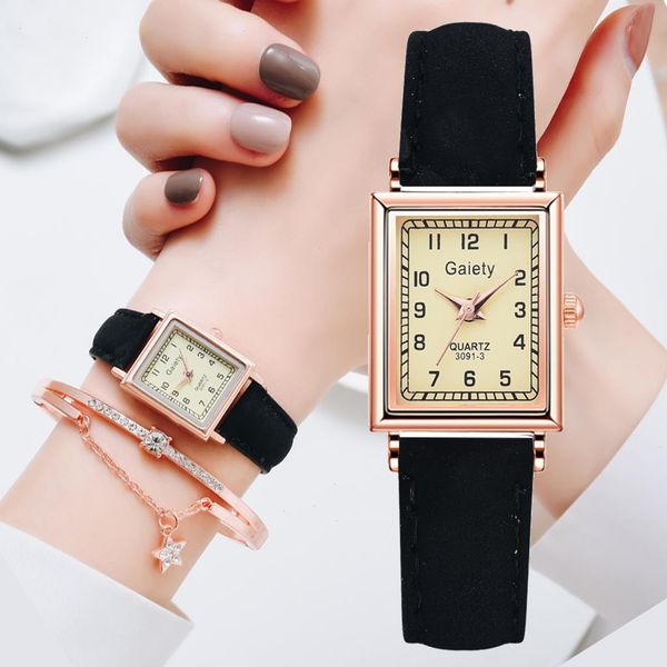2pcs set fashion Женщины кожаные часы Quartz Clock Square Dial Sport Casual Bracelet Ladies Forist Relogio Reloj Mujer