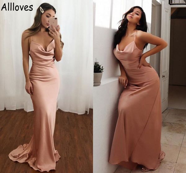 Nacktrosa lange Brautjungfernkleider für Frauen, weiche Satin-Spaghettiträger, Hochzeitsgast-Partykleider mit Sweep-Zug, Aso Ebi Trauzeugin-Kleid in Übergröße, CL0975