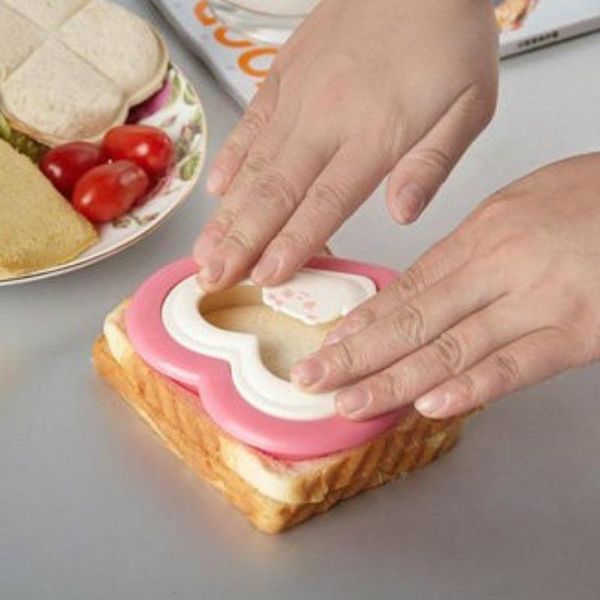 Stampi da forno Pratici fai da te a forma di cuore Sandwich Maker Torta Biscotti Pranzo per bambini Stampo per pane Stampo per alimenti Cottura al forno