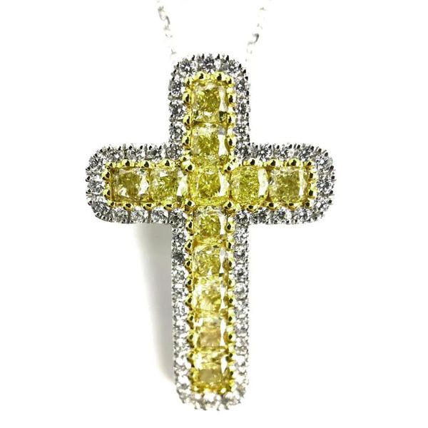 Pendentif Colliers CAOSHI Exquis Blanc Jaune Couleur Cristal Pierre Croix Collier Pour Les Femmes Graceful Party Esthétique Bijoux En Gros