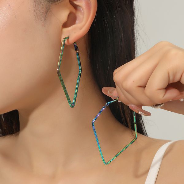 

exaggerated fashion atmosphere cool wind alloy earring minority creative design geometric diamond color earrings, Golden;silver
