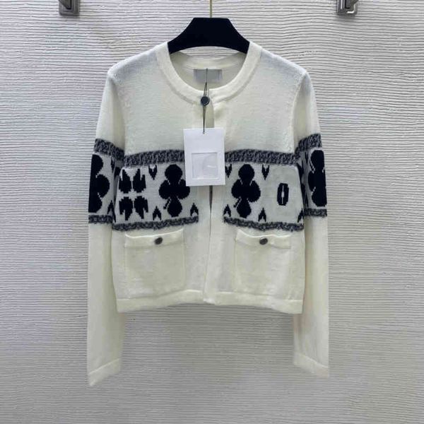 

women's knits & tees wool shirt 100% printed clover double pocket decoration short knit cardigan small coat, White