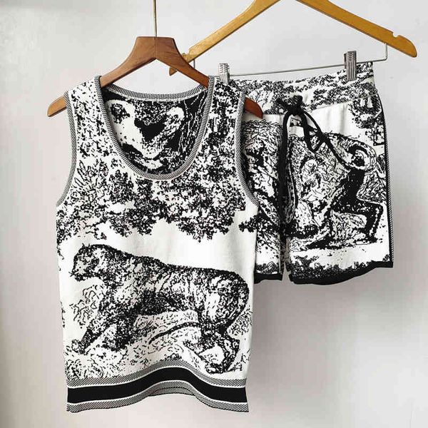 

summer new family animal jacquard vest and shorts knitted 2-piece set, White