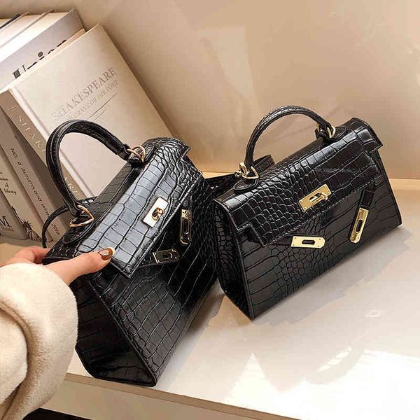 

black women's autumn winter fashion net red messenger foreign style portable