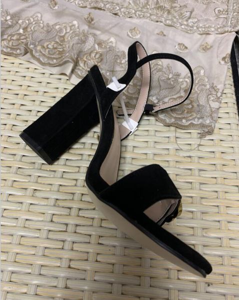 

2022 selling luxurys designers sandals leather women's high heel summer women's shoes platform metal buckle large size women', Black