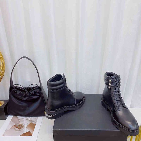 

boots women's leather martin boots short shoes round head square high heels winter series, Black