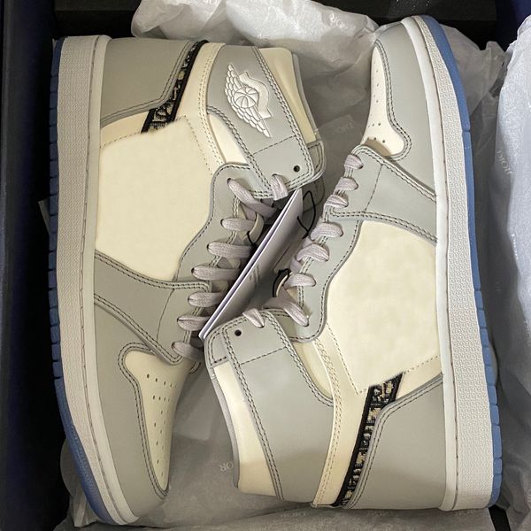 

genuine designer basketball shoes fashion for men higt cut outdoor sports training running sneakers cn8607-002 with original box