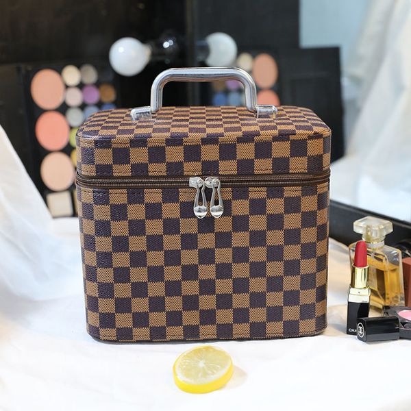 

fashion women designer cosmetic bags organizer famous makeup bag travel pouch make up ladies cluch purses organizador toiletry zipper set