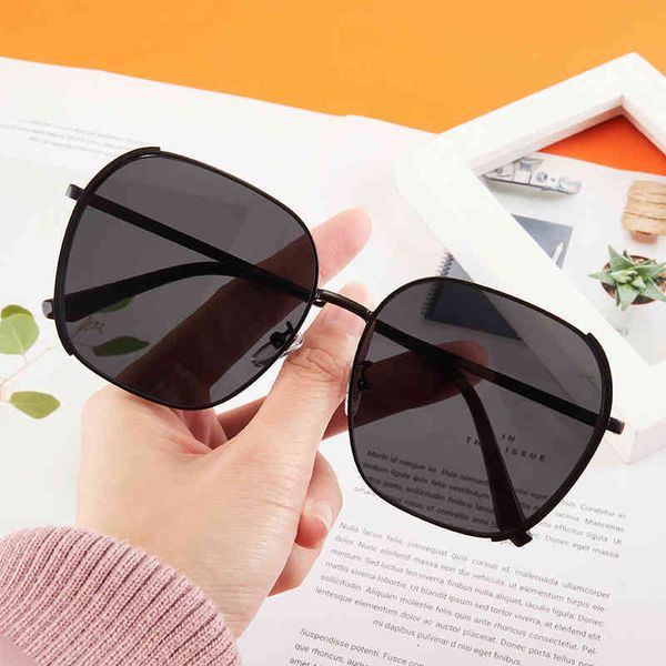 

women sunglasses luxury brand designer 2022 new glass trend street shading women's big face thin net red ins polarized vintage glasses, White;black