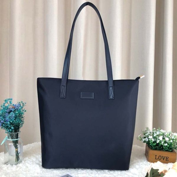 borsa tote leggera shopping bag in tessuto di nylon una spalla borsa in tela Oxford borse grandi da donna pendolarismo semplice myy M57729