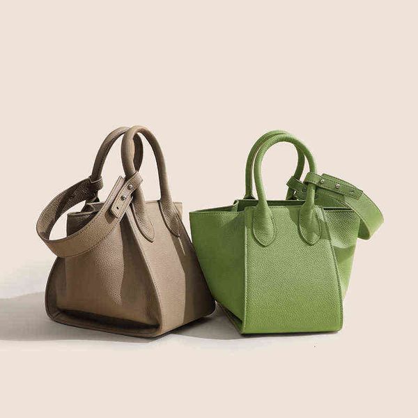

designers bags bag 2022 new women's messenger bucket bag summer leather versatile one shoulder portable basket niche trend