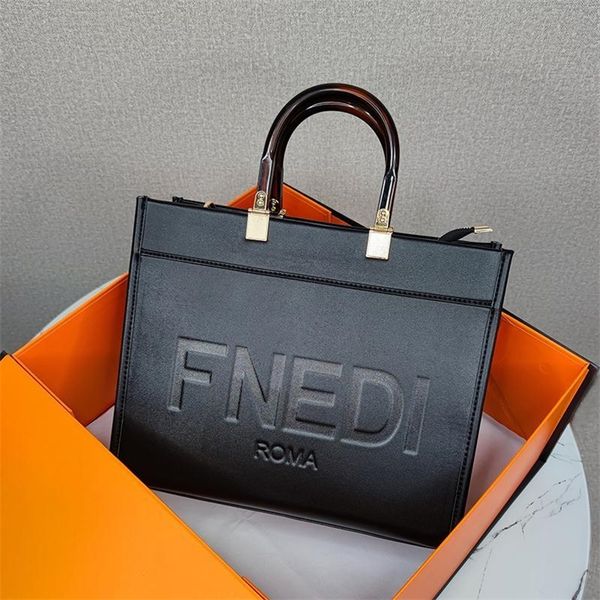 

45% off 2022 new fashion trendy bags women's autumn and winter series trend letter portable sewing solid color single shoulder messenge