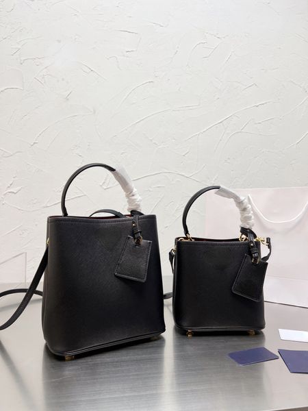 

2022 new european and american trend cowhide shoulder bag p home solid color messenger bag two-in-one women's bag general home handbag