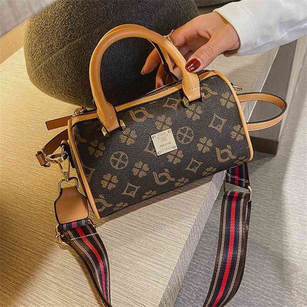

south korea net red small pillow single shoulder bag fashion printed portable bag purses outlet online