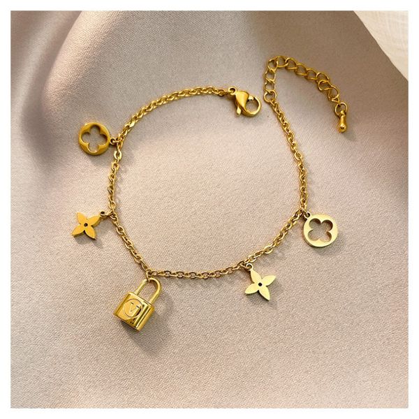 

fine jewelry clover lock charm bracelet for women gift, Golden;silver