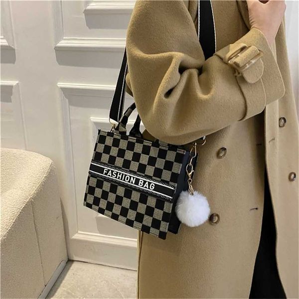 

winter hand popular fashion leisure messenger versatile ins small square wholesale store 65% off factory wholesale