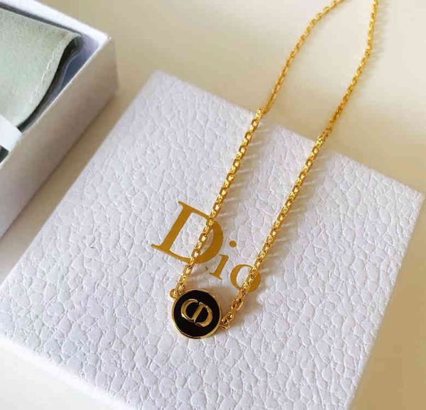 

2022 factory wholesale new di round br necklace simple versatile high sense men's and women's clavicle chain jewelry, Silver