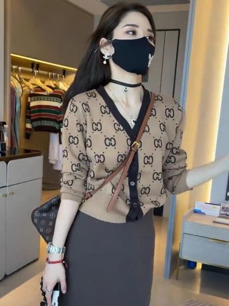 

women's knits classic all-match trendy sweater contrasting color two piece dress small fragrance v-neck knitted cardigan women, White