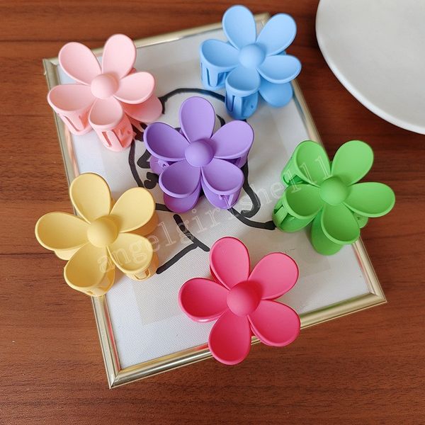 

korean candy color flower hair claw women personalized all-match clmaps bath ponytail clip femme hair accessories 6cm, Slivery;white