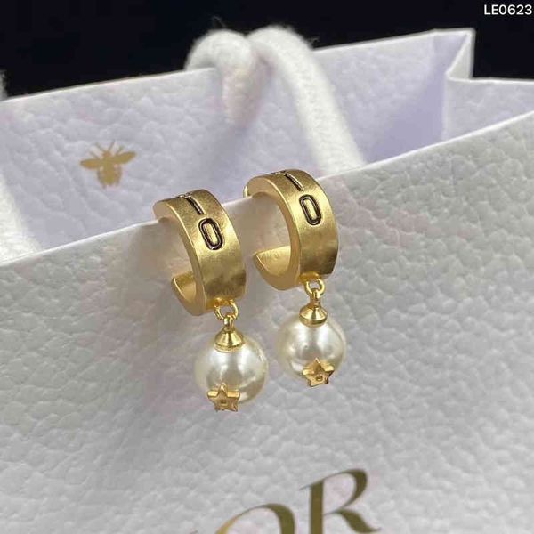 

outlet letter type tassel pearl earrings female high sense earrings female, Golden
