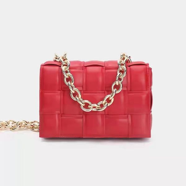 

luxury designer handbag shoulder bags woven pillow bag crossbody super large chain pleated plaid knitting clutch purses pillow brown white r