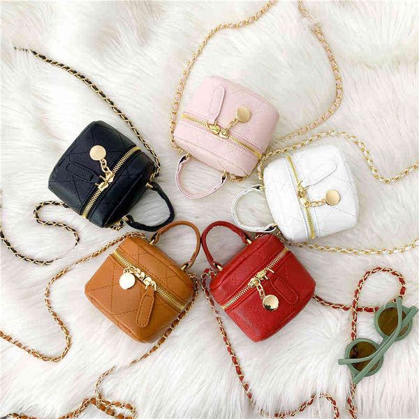 

children's bag new style small fragrance mini box makeup bag girl's foreign style diamond lattice embroidered thread single should, Black