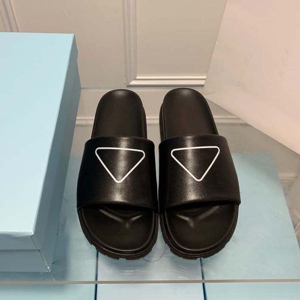 

luxury designer slippers summer fashion floral damask rubber wide flat slippers beach casual sandals08, Black