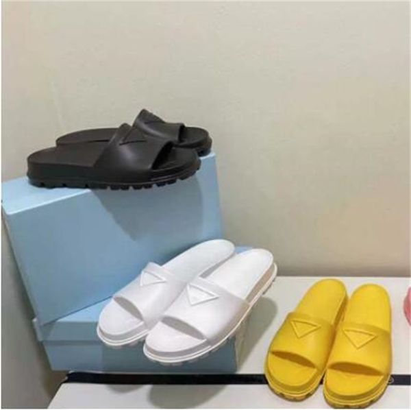 

designer woman slipper beach scuffs classic flat men sandals summer lady cartoon big head slippers l bath fashion women shoes couple student, Black