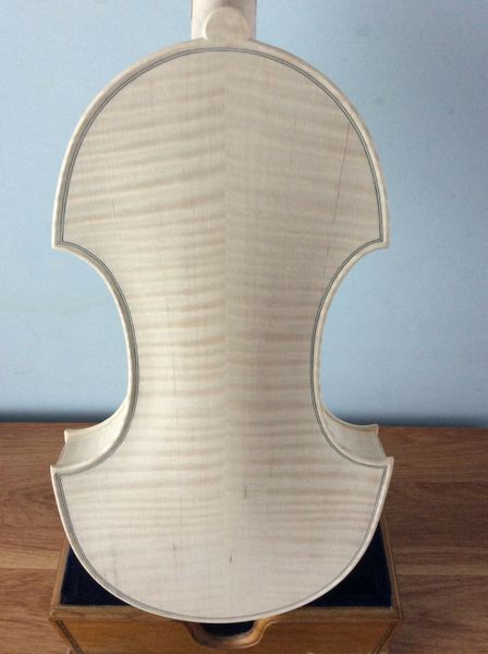 

4/4 violin in white baroque style spruce maple back
