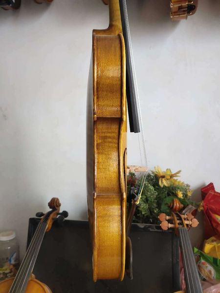 

master 7/8 violin solid european flamed maple back old spruce top