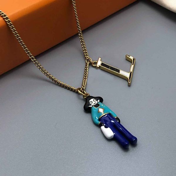 

Women Pendant Necklace 18 K Gold Big L Fashion Cartoon Necklaces for Man Woman Design Personality High Quality Luxury Designer Jewelry