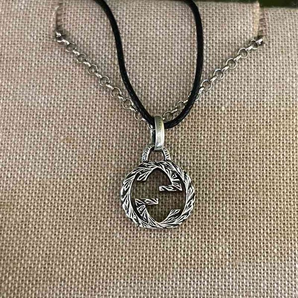 

2023 designer new fashion jewelry ancient button necklace, pendant s925 pendant, male and female lovers, fried dough twist pattern, Silver